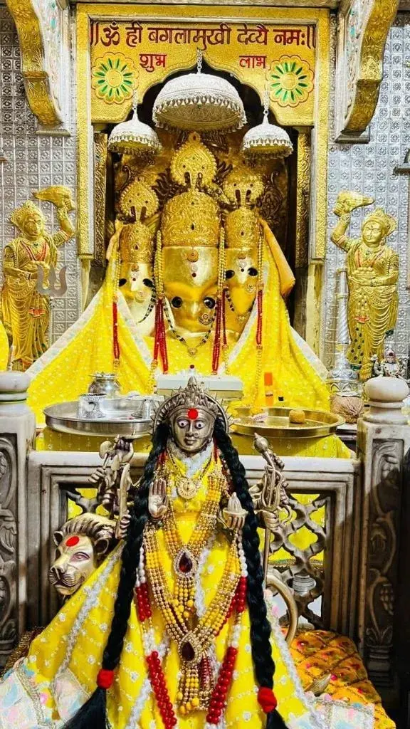 Maa Baglamukhi Divine Idol